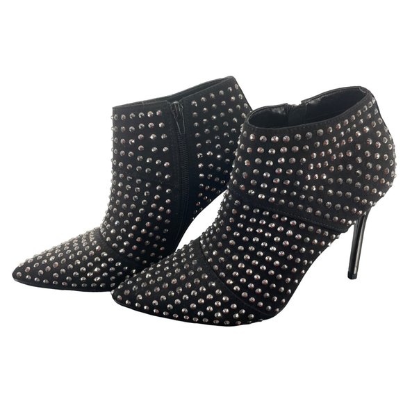 Steve Madden Shoes - Steve Madden Women's Size 9 Black Zip-Up Ankle Bootie With Silver Studs